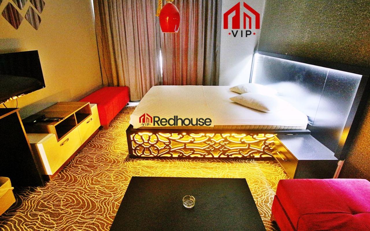 Red House Vip Apartmant Suites Istanbul Exterior photo